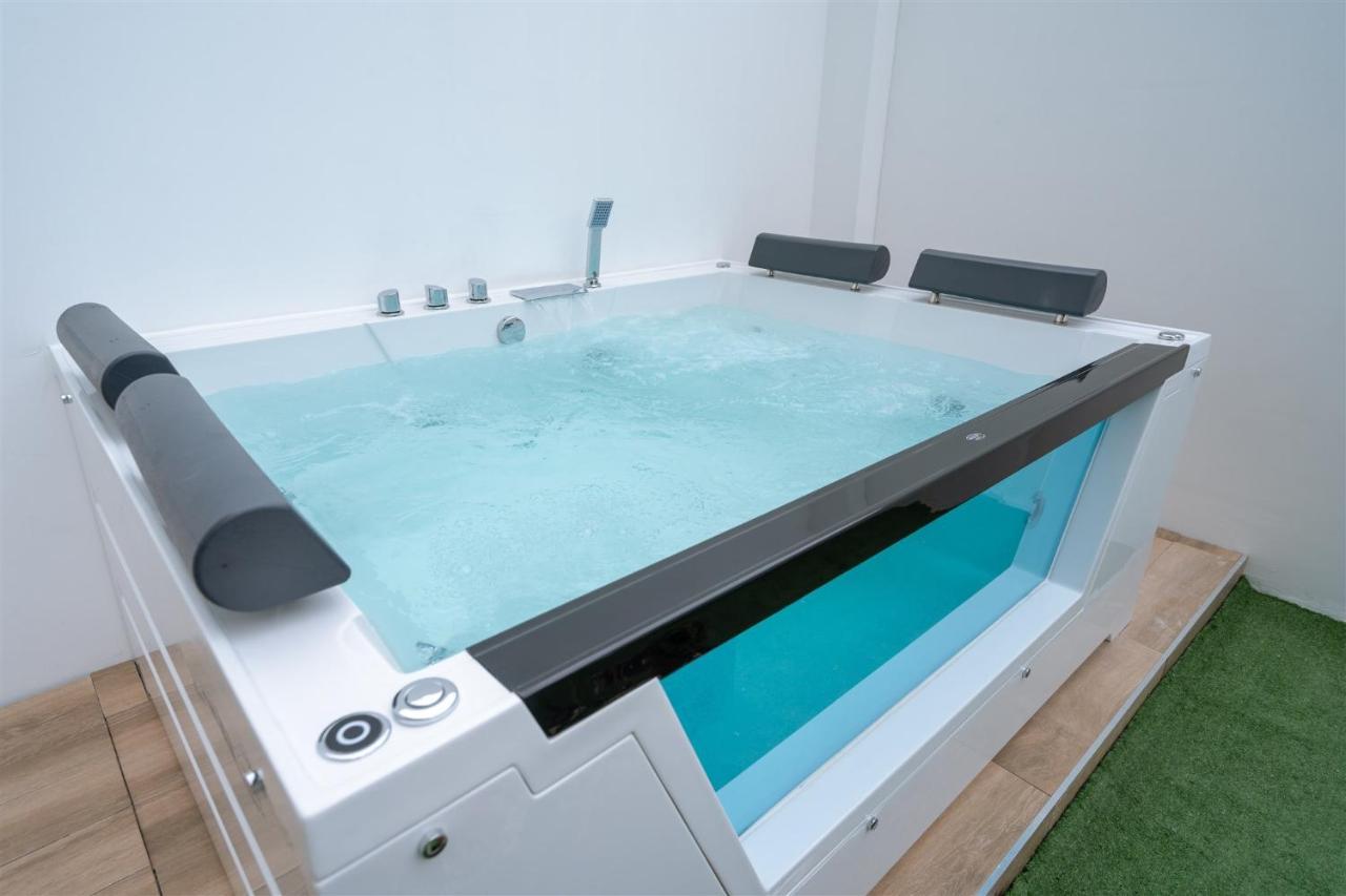 Apartment Penthouse With Private Jacuzzi By Globalstay *